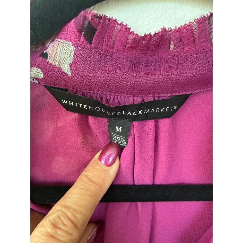White House Black Market Magenta Floral Ruffle V-Neck Sleeveless Blouse Medium - Picture 4 of 4